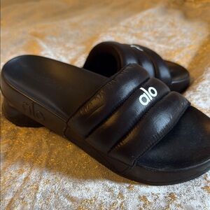 ALO Yoga Black Slide Sandals